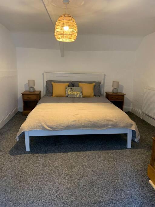 Bryndegwel In Saint Dogmaels, Cardigan- River Views, Free Parking Екстер'єр фото